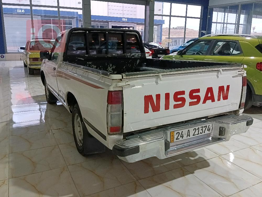 Nissan Pickup